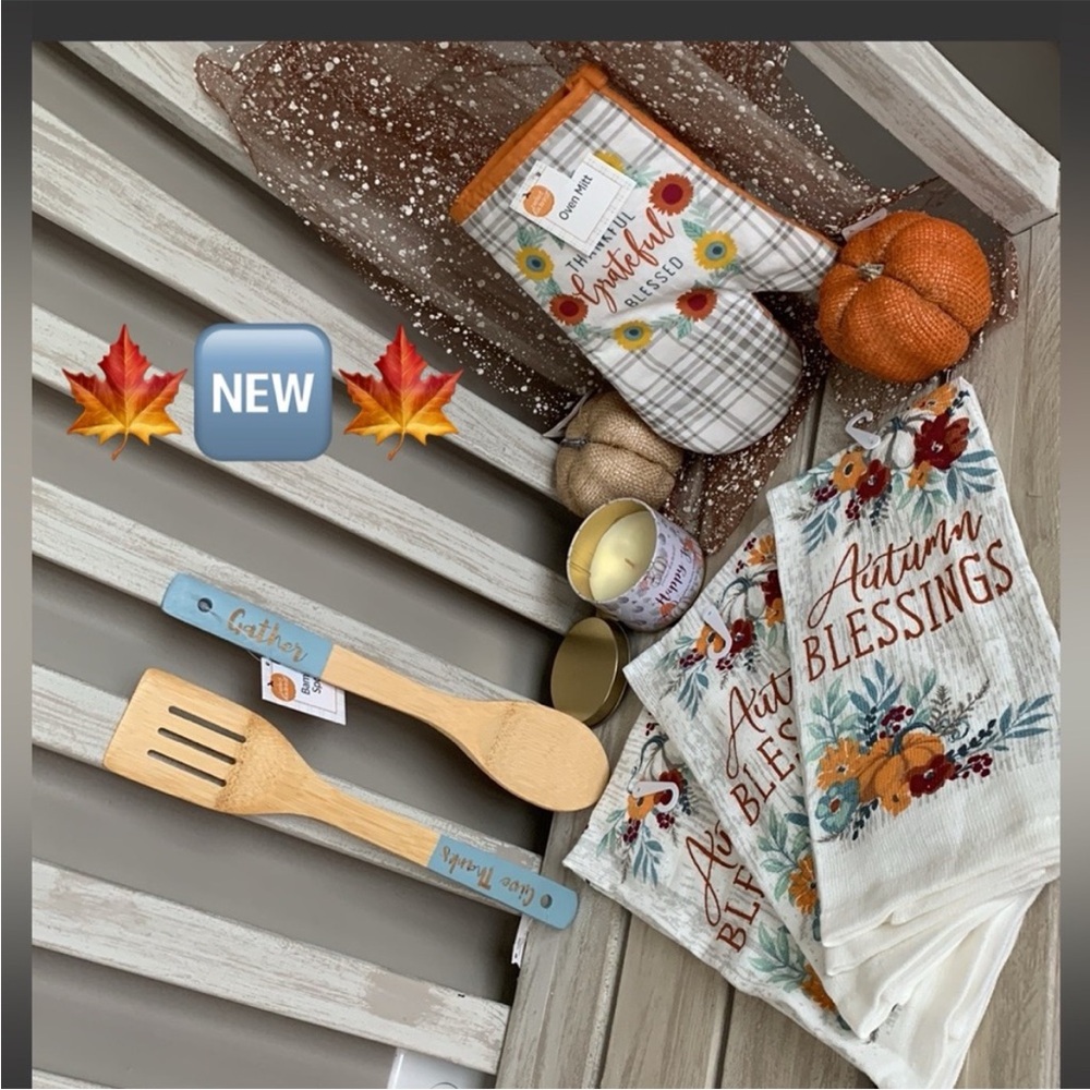 Autumn Blessings Kitchen Set with Towels and Utensils 🍃🆕🍃7pcs Set